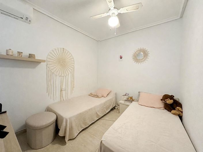 Image No.11-2 Bed Bungalow for sale