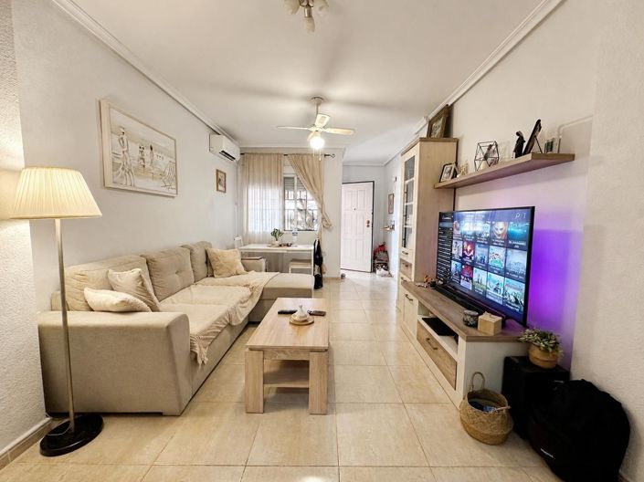 Image No.4-2 Bed Bungalow for sale