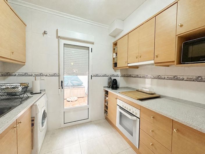 Image No.8-2 Bed Bungalow for sale