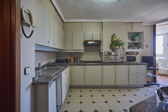 Image No.18-4 Bed Apartment for sale