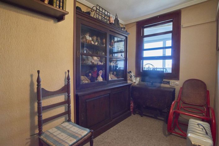 Image No.21-4 Bed Apartment for sale