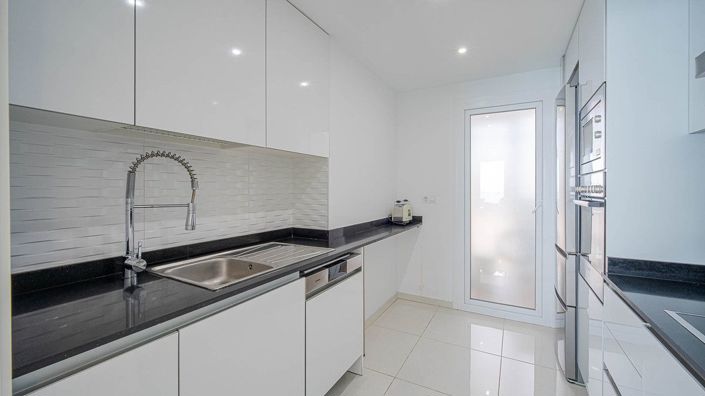 Image No.22-2 Bed Apartment for sale