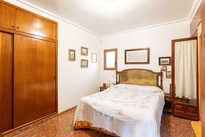 Image No.22-6 Bed Villa for sale