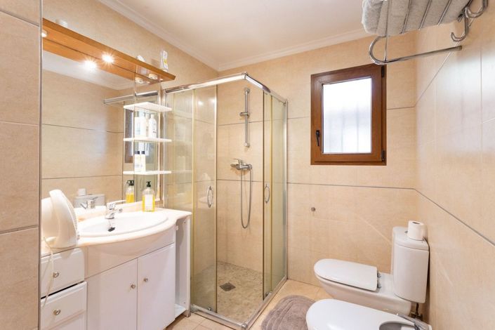 Image No.24-6 Bed Villa for sale