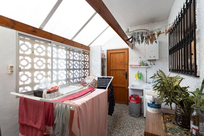 Image No.30-6 Bed Villa for sale