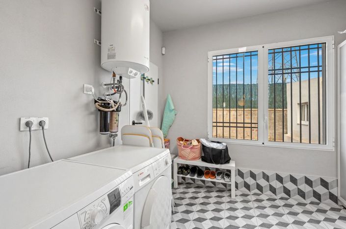 Image No.26-3 Bed House for sale