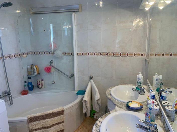 Image No.16-3 Bed Villa for sale