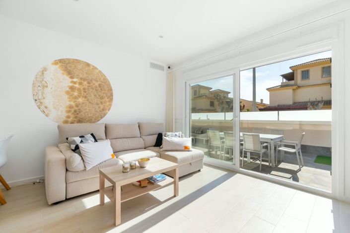 Image No.3-3 Bed Villa for sale