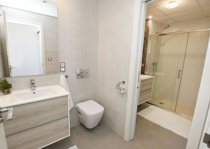Image No.30-2 Bed Apartment for sale