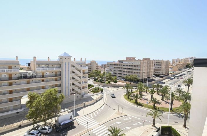 Image No.42-2 Bed Apartment for sale