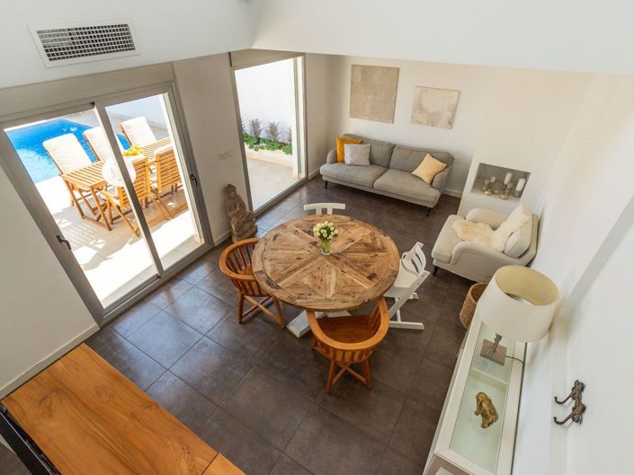 Image No.10-5 Bed House for sale