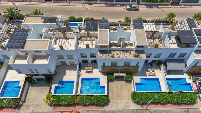 Image No.2-5 Bed House for sale