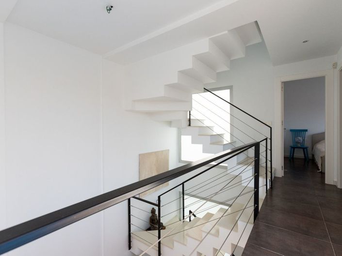 Image No.24-5 Bed House for sale