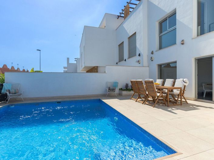 Image No.27-5 Bed House for sale