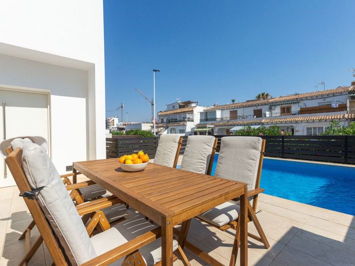 Image No.29-5 Bed House for sale
