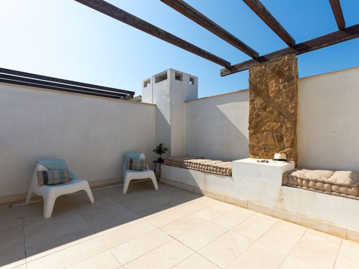 Image No.44-5 Bed House for sale