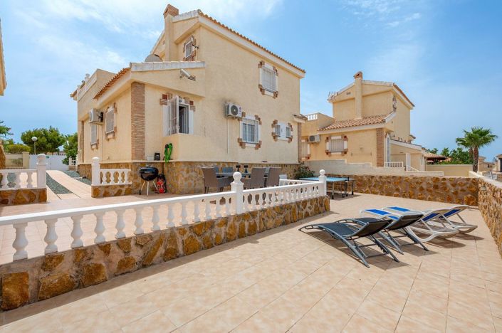 Image No.23-3 Bed Villa for sale