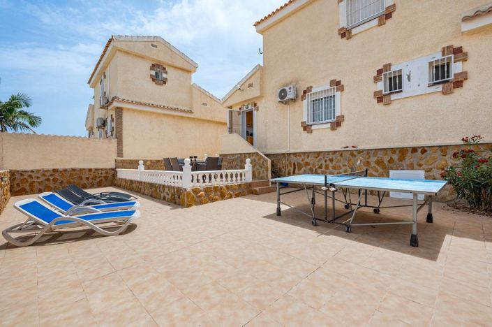 Image No.24-3 Bed Villa for sale