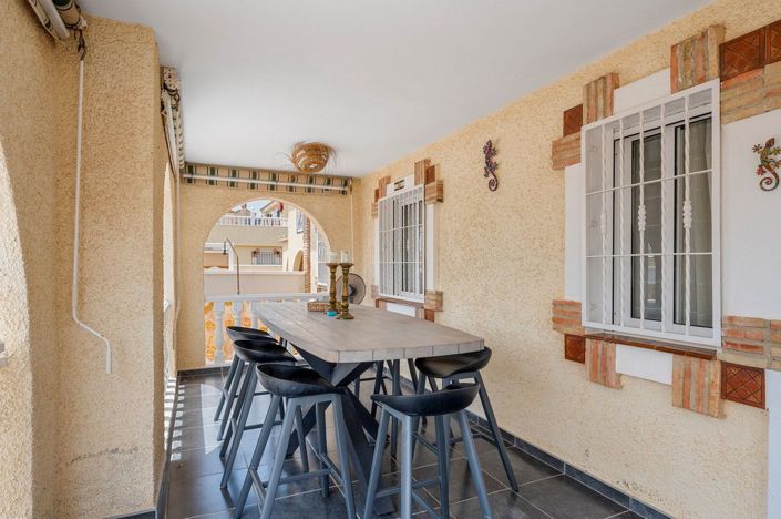 Image No.27-3 Bed Villa for sale