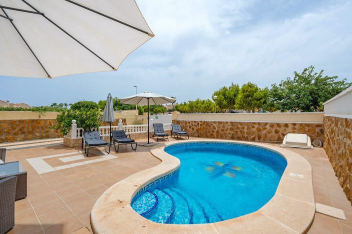Image No.29-3 Bed Villa for sale