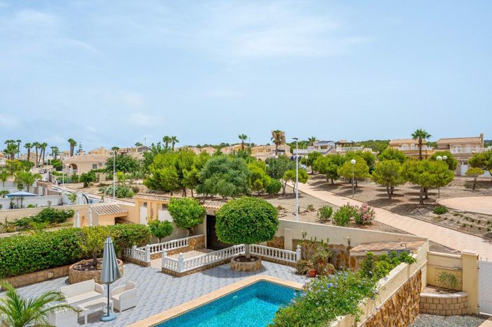 Image No.32-3 Bed Villa for sale