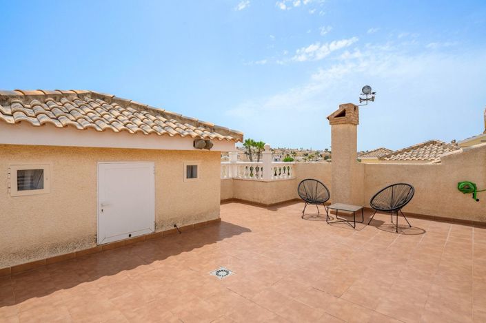 Image No.39-3 Bed Villa for sale
