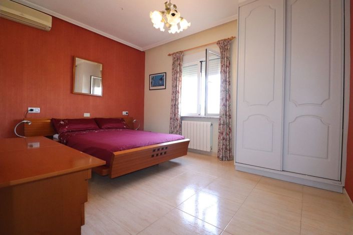 Image No.19-3 Bed Villa for sale