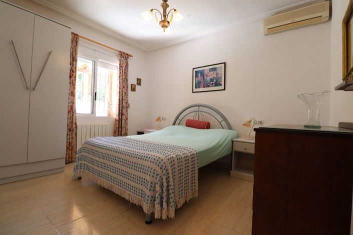 Image No.22-3 Bed Villa for sale
