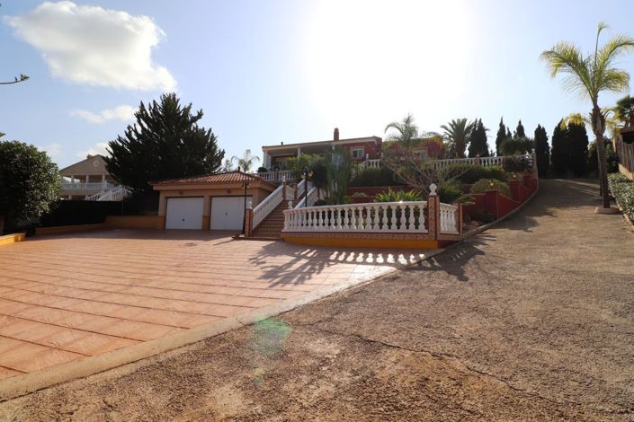 Image No.5-3 Bed Villa for sale