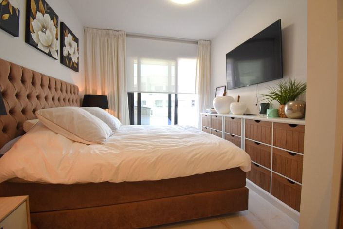 Image No.9-3 Bed Apartment for sale