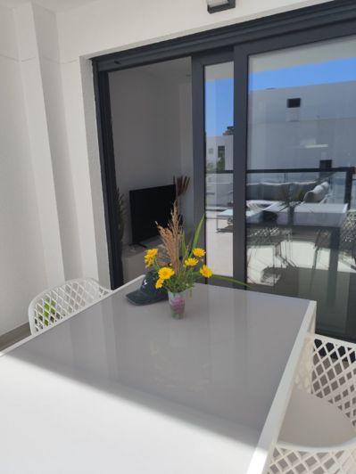 Image No.11-2 Bed Apartment for sale