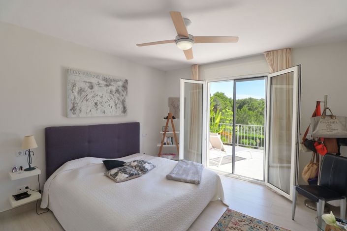 Image No.22-5 Bed Villa for sale