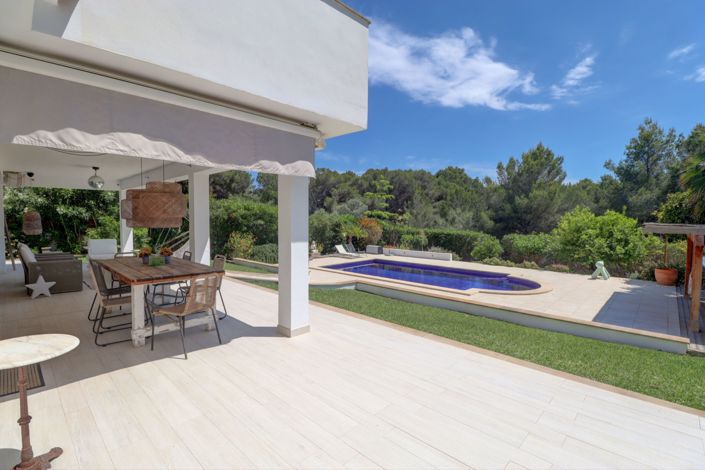 Image No.8-5 Bed Villa for sale