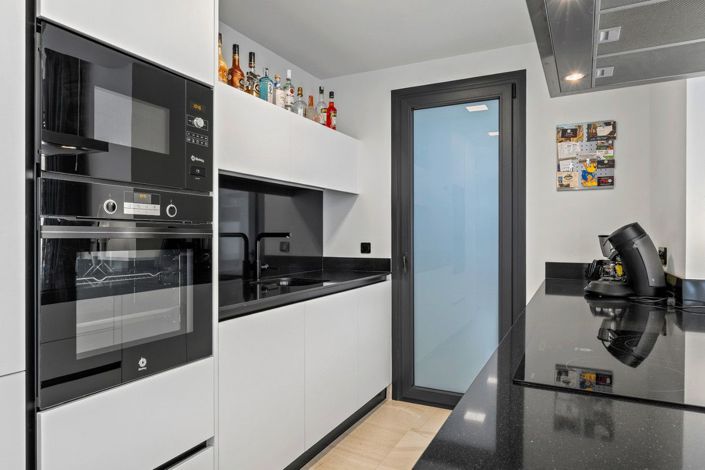 Image No.16-2 Bed Apartment for sale