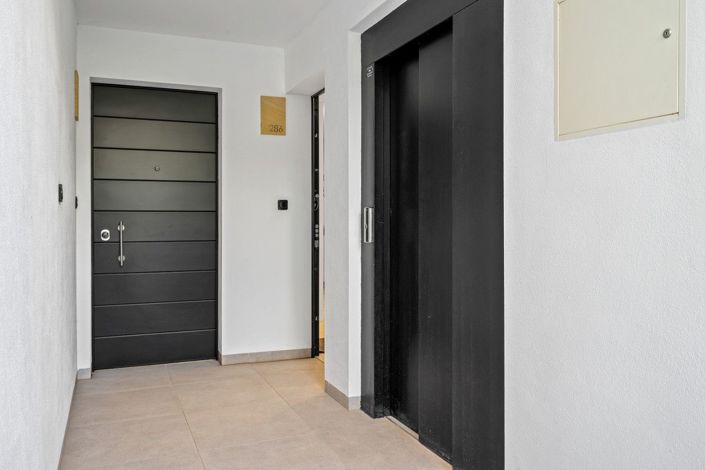 Image No.25-2 Bed Apartment for sale