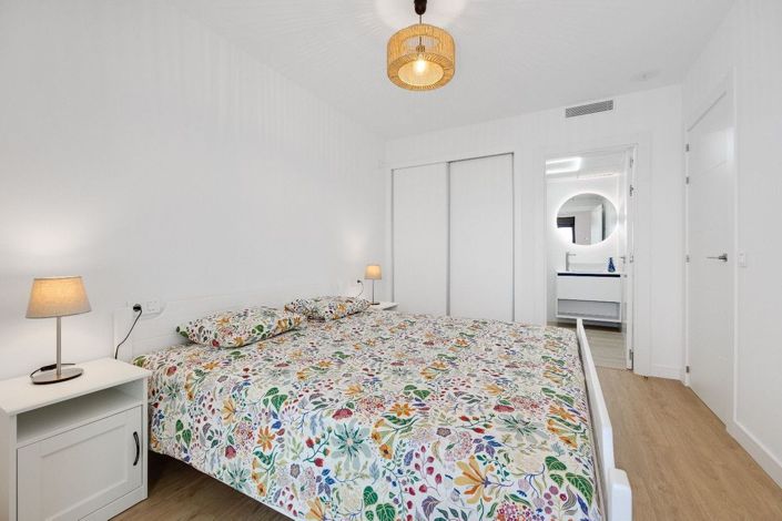 Image No.18-2 Bed Apartment for sale