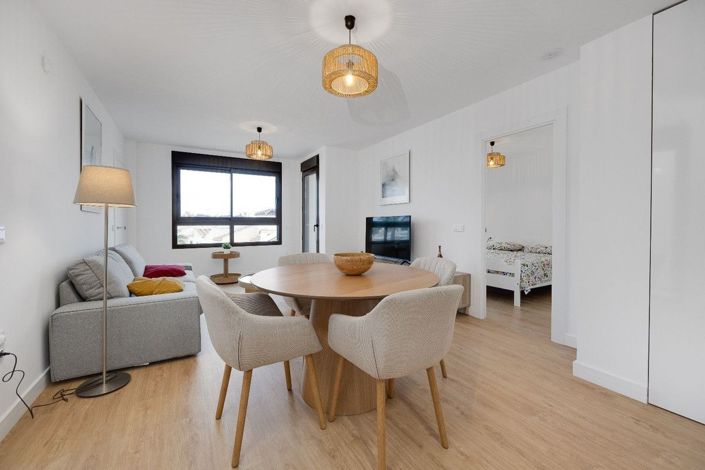 Image No.8-2 Bed Apartment for sale