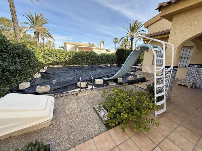 Image No.23-6 Bed Villa for sale