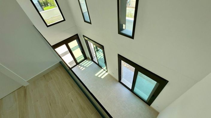 Image No.23-4 Bed Villa for sale