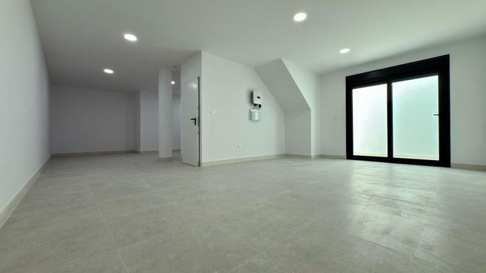 Image No.41-4 Bed Villa for sale