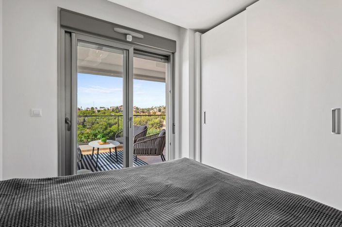 Image No.11-3 Bed Apartment for sale