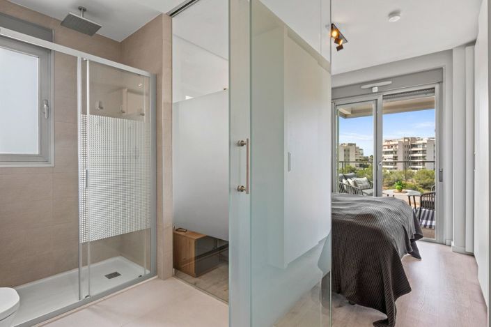 Image No.13-3 Bed Apartment for sale