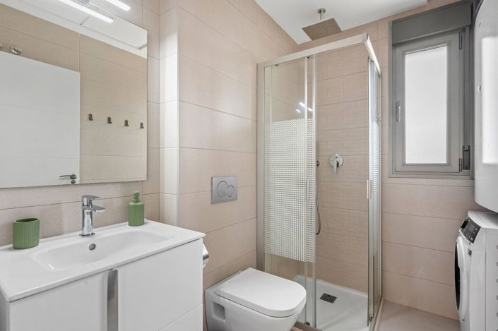 Image No.20-3 Bed Apartment for sale