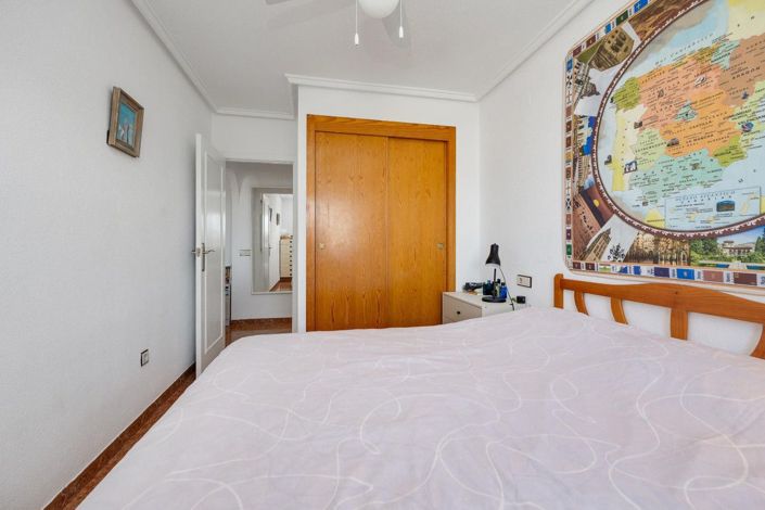 Image No.16-2 Bed Apartment for sale