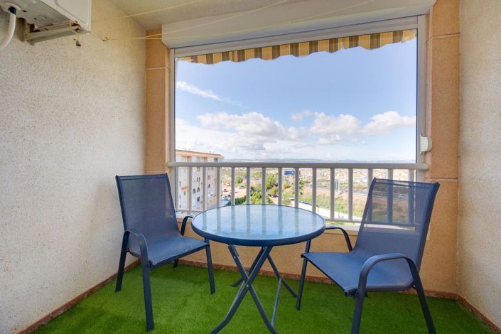 Image No.25-2 Bed Apartment for sale