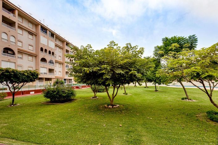 Image No.37-2 Bed Apartment for sale