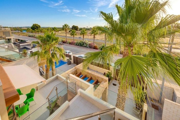 Image No.39-3 Bed Villa for sale