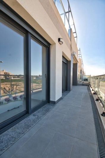 Image No.12-2 Bed Apartment for sale