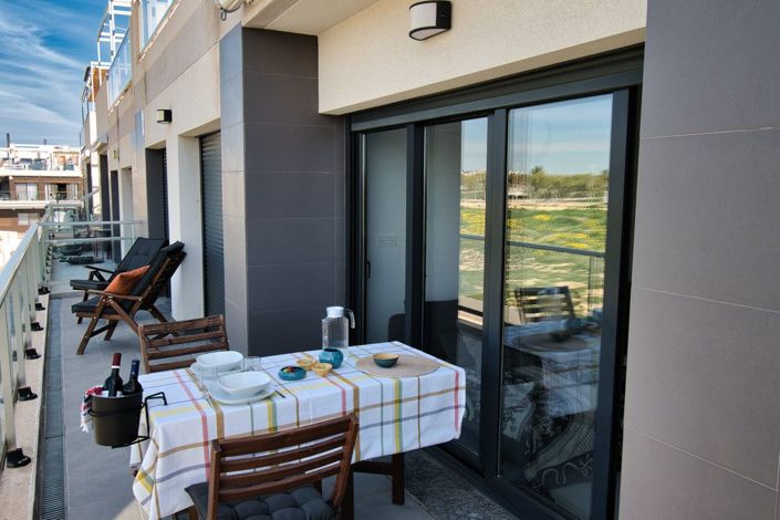 Image No.14-2 Bed Apartment for sale
