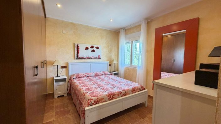 Image No.11-5 Bed Villa for sale